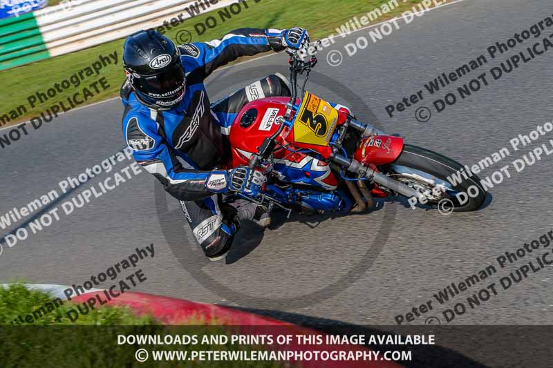 PJ Motorsport Photography 2018;enduro digital images;event digital images;eventdigitalimages;mallory park;mallory park photographs;mallory park trackday;mallory park trackday photographs;no limits trackdays;peter wileman photography;racing digital images;trackday digital images;trackday photos